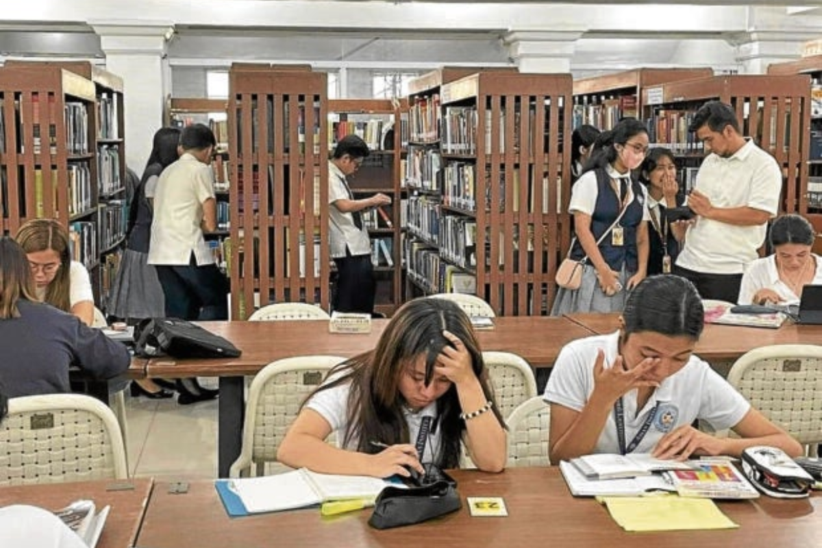 LAPU-LAPU CITY LIBRARY REOPENS, OFFERS FREE STUDY SPACE AND DIGITAL ...
